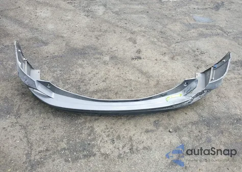 2018 Toyota Rav4 Limited z USA, uszkodzony, nr VIN JTMYFREV9JD127737